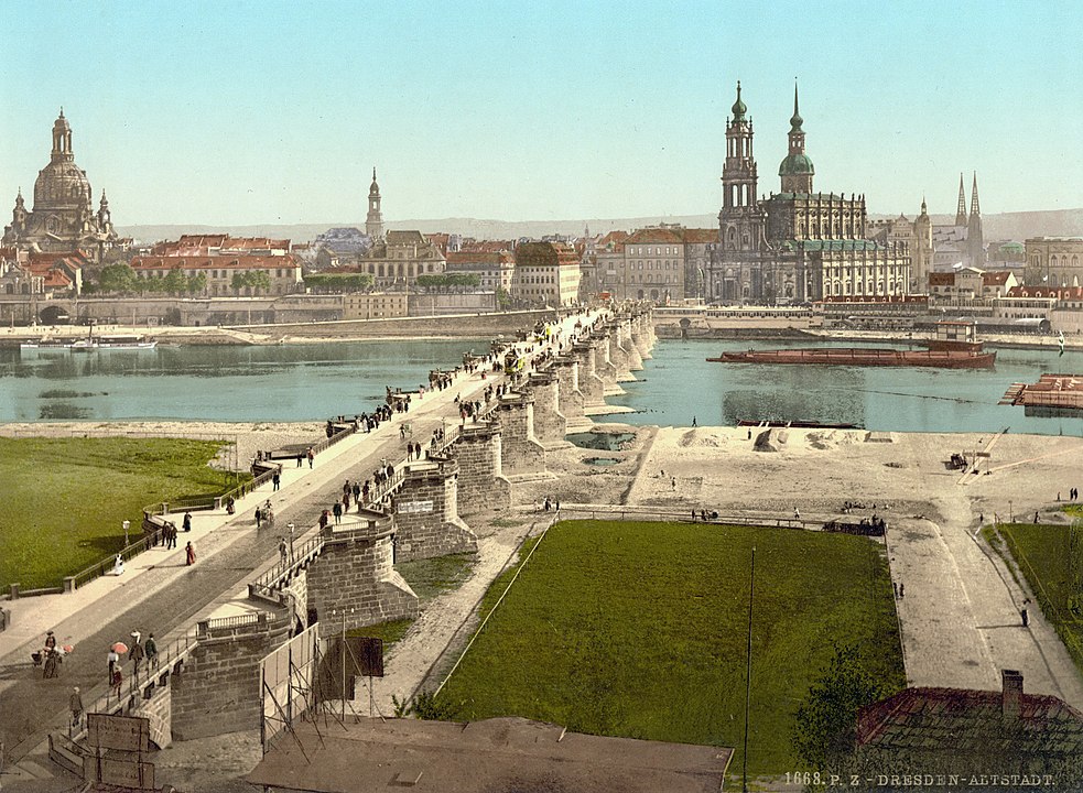 La ciudad de Dresde en 1900