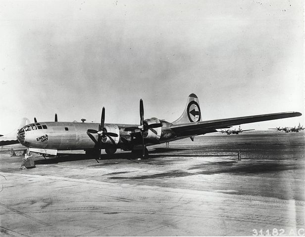 616px-Enola_Gay_81-9471