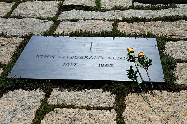 640px-USA-Arlington_National_Cemetery2