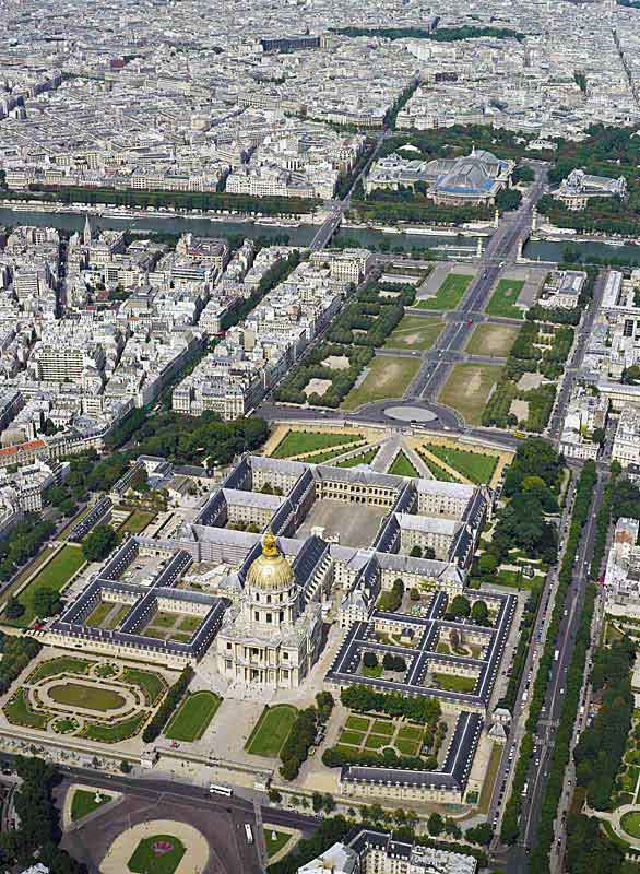 Invalides_aerial_view